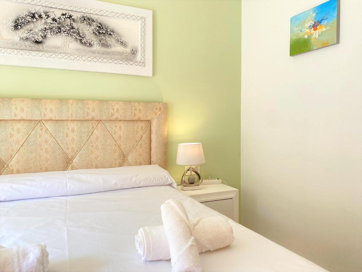 Triton Apartments Casasol Nerja Buitenkant foto